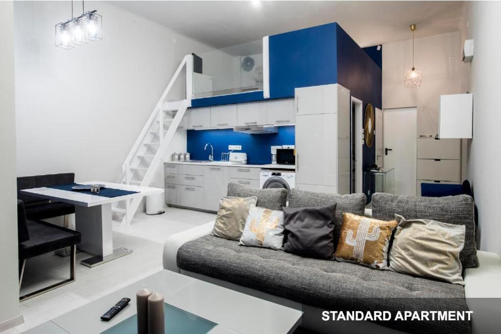 Savouir Bleu Suite Near Danube Budapest Bagian luar foto